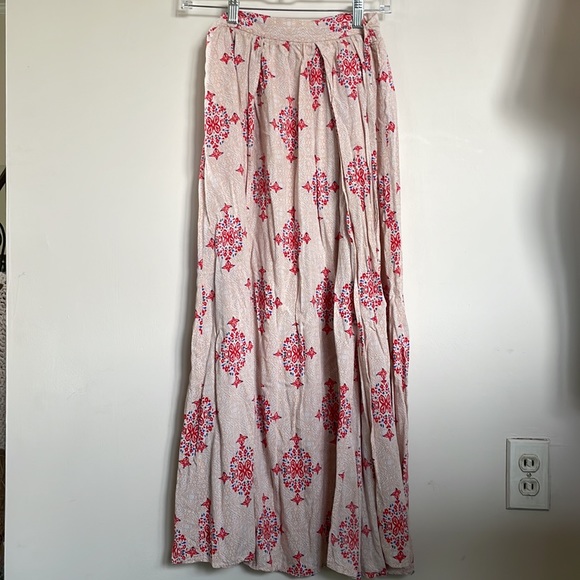 2 piece bohemian crop top and wrap skirt - Picture 2 of 2